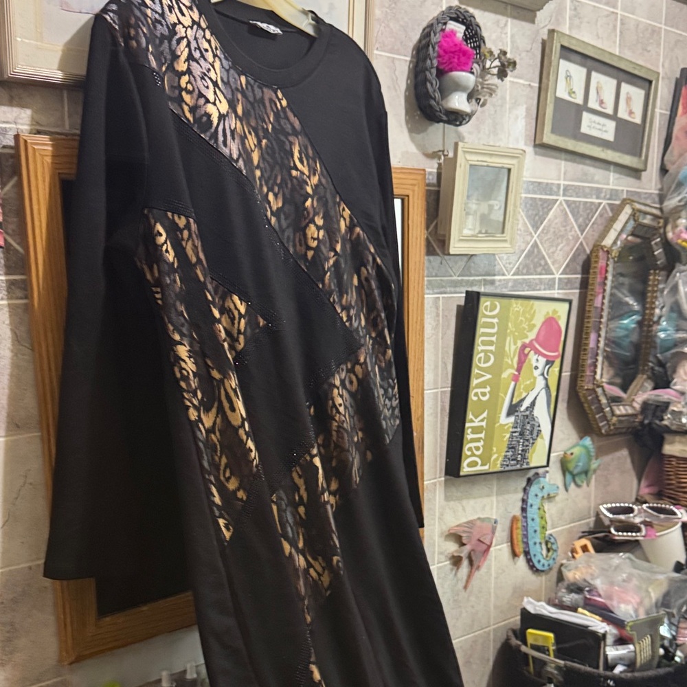 Alimery gown